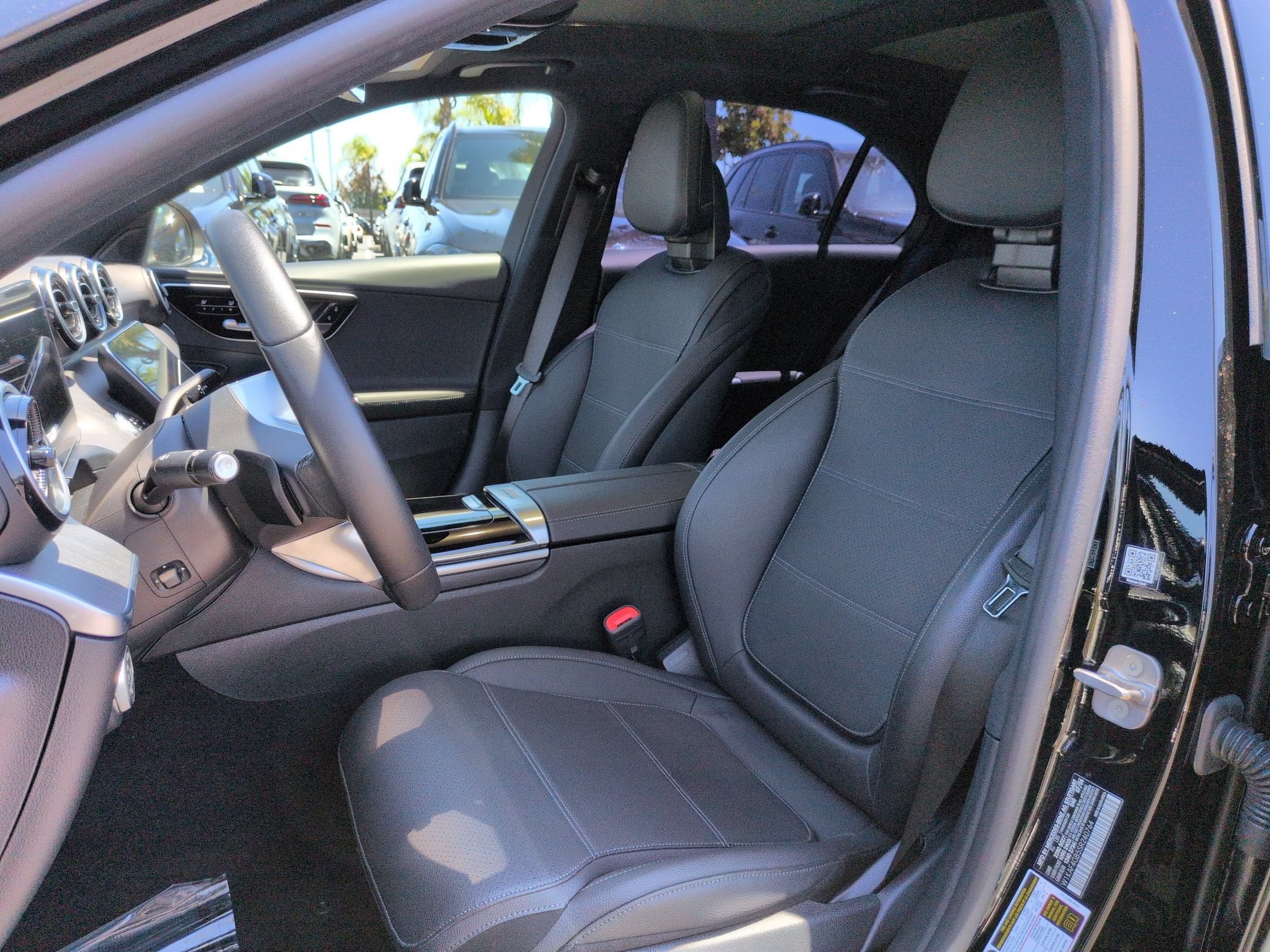 Used 2025 Mercedes-Benz C 300 Sedan image 15