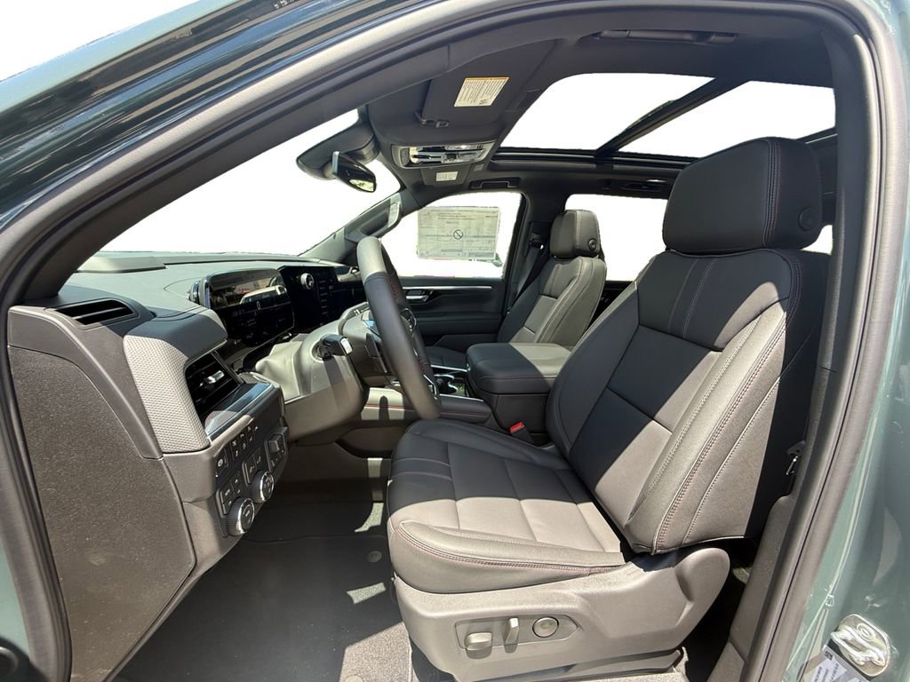 New 2026 Chevrolet Suburban RST AWD/4WD image 9