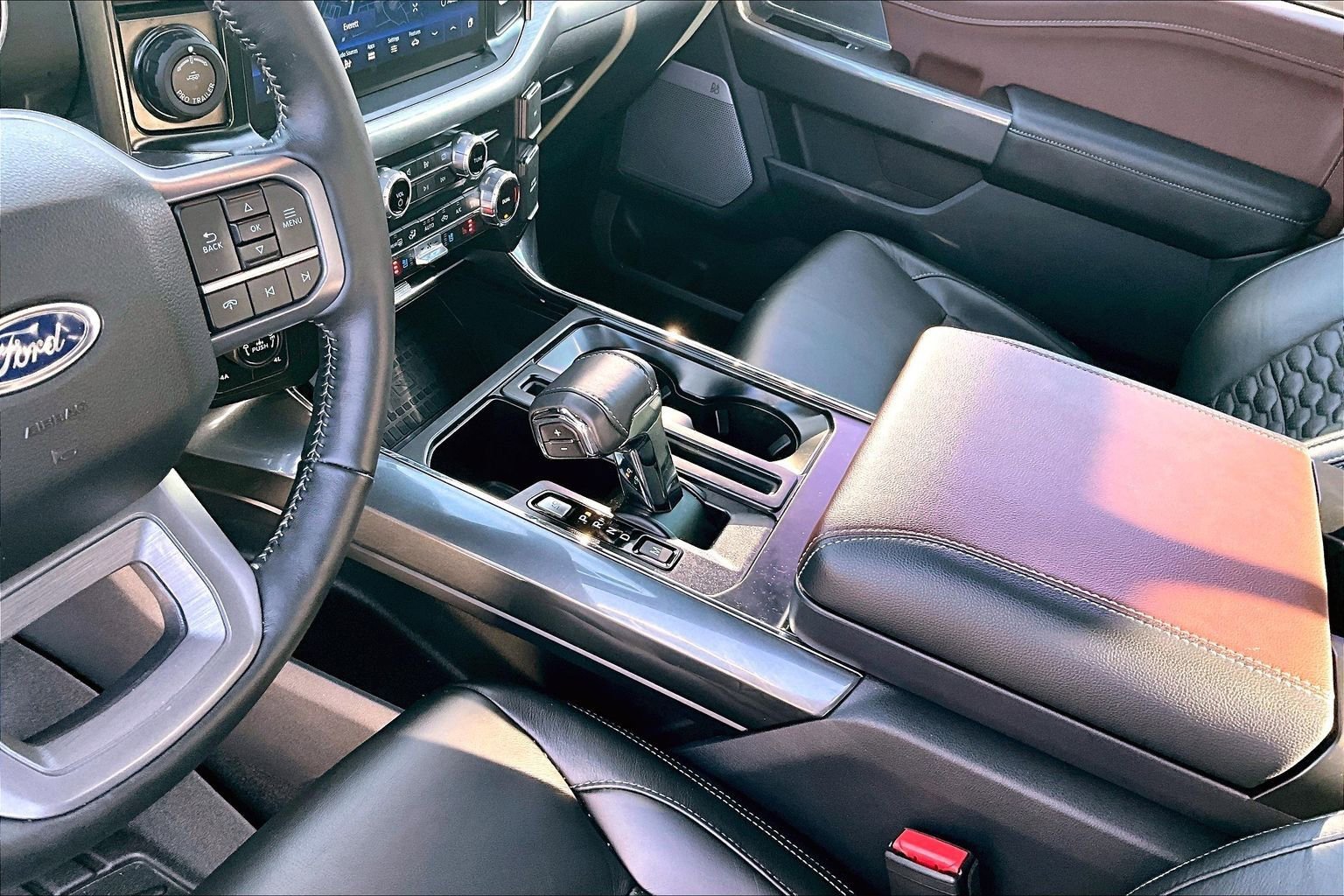 Used 2022 Ford F150 Lariat w/ Equipment Group 502A High image 18