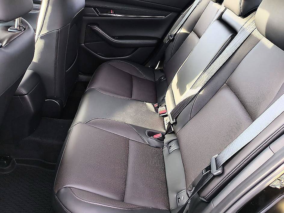 New 2026 MAZDA MAZDA3 2.5 S Hatchback w/ Premium Pkg FWD image 28