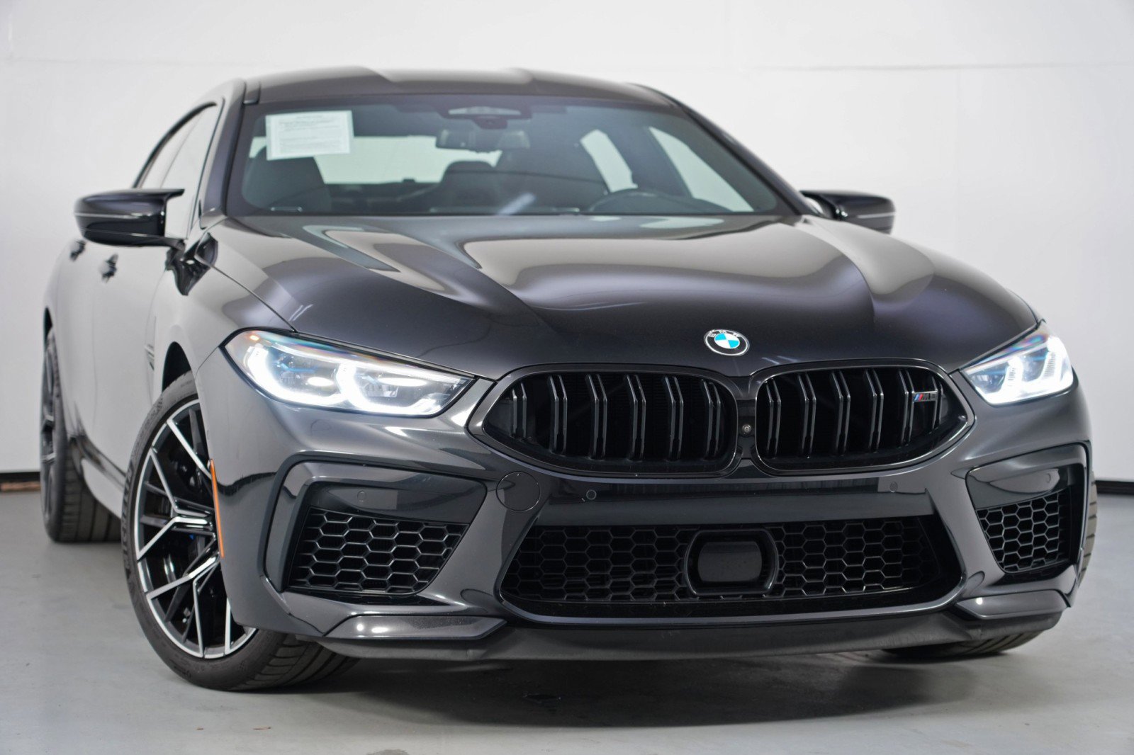 Used 2025 BMW M8 Competition AWD/4WD image 4