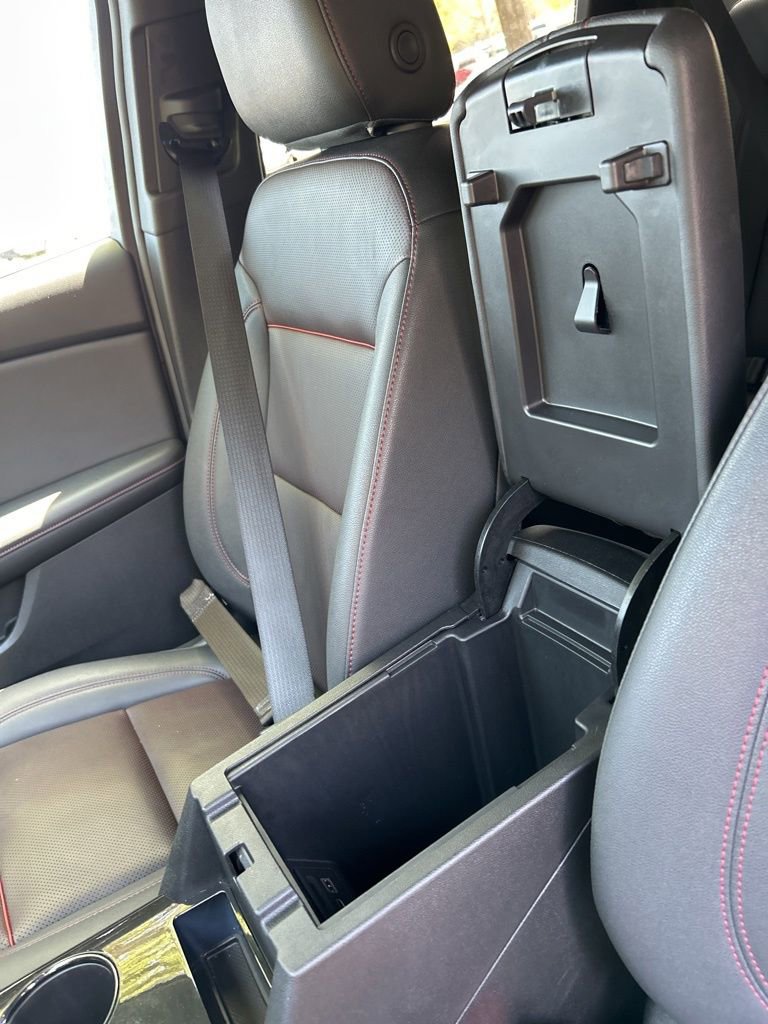 Certified 2025 Chevrolet Blazer RS image 30