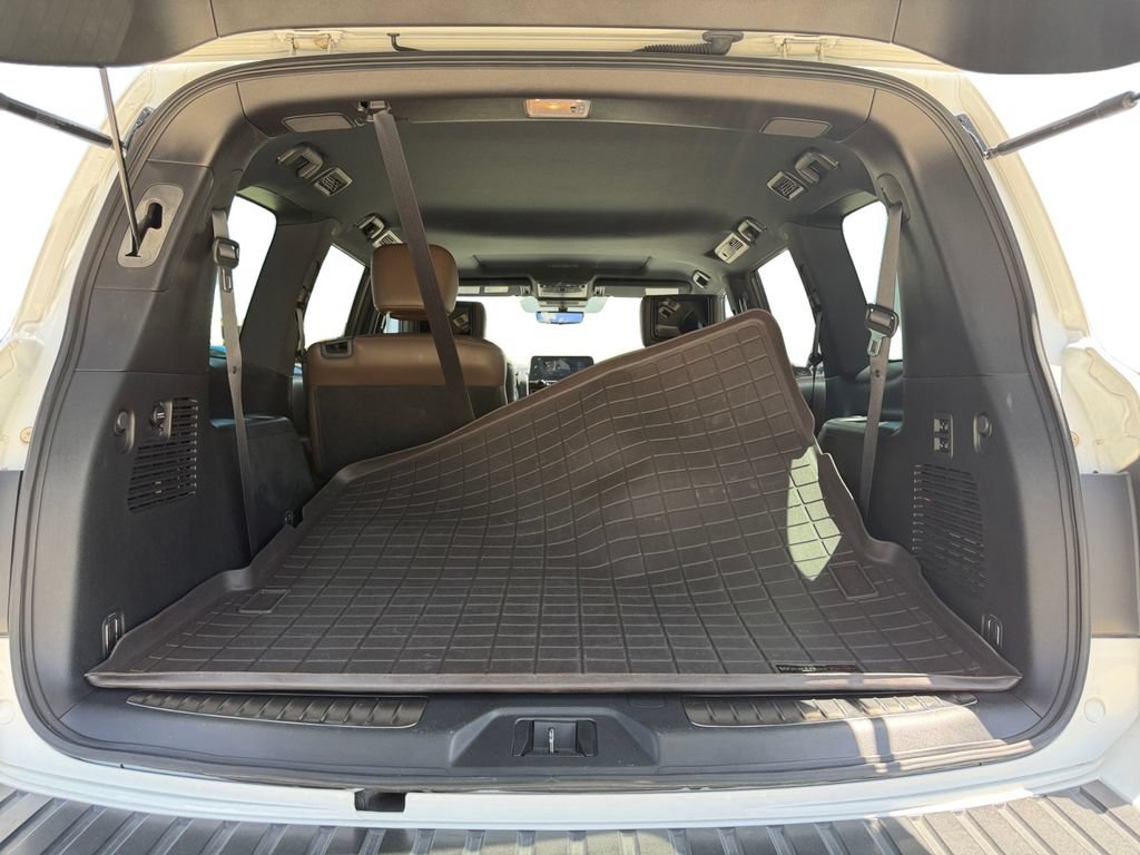Used 2023 Nissan Armada Platinum w/ Captain's Chairs Package AWD/4WD image 18