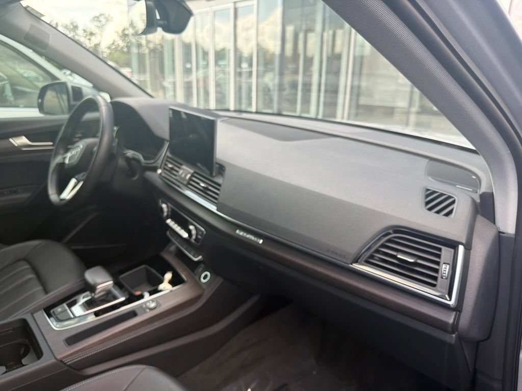 Used 2022 Audi Q5 2.0T Premium Plus w/ Premium Plus Package AWD/4WD image 47