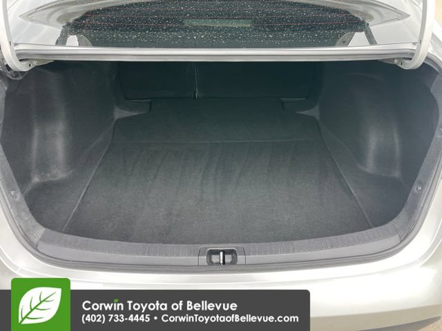 Used 2025 Toyota Corolla LE FWD image 29