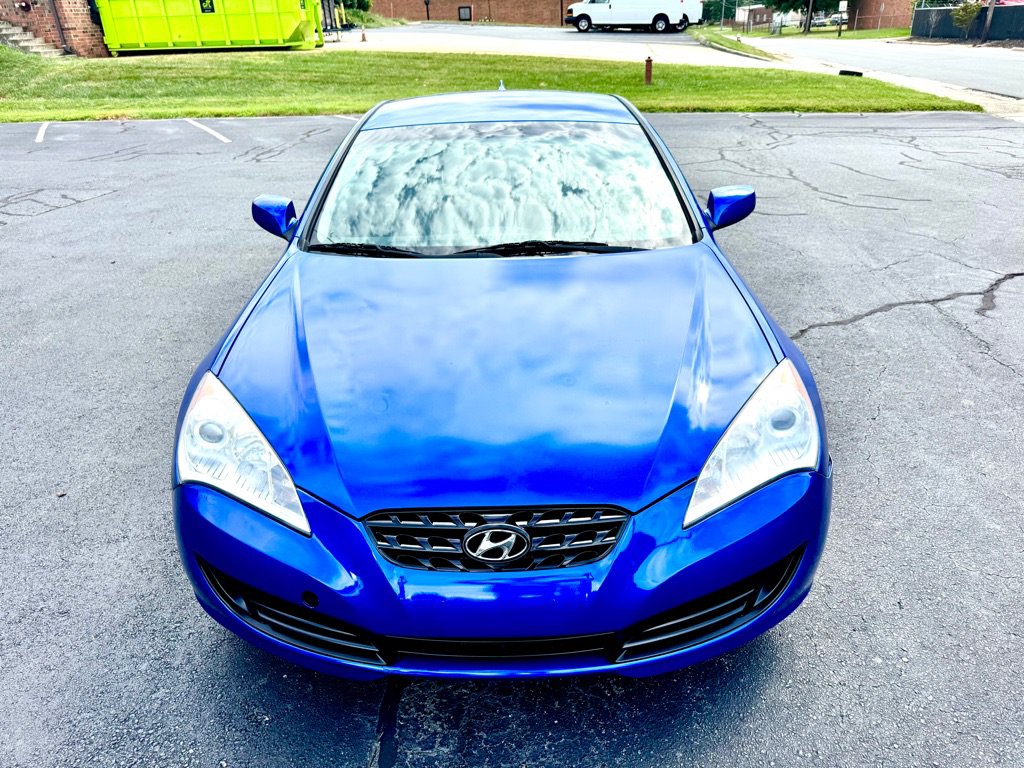 Used 2012 Hyundai Genesis 2.0T RWD image 4