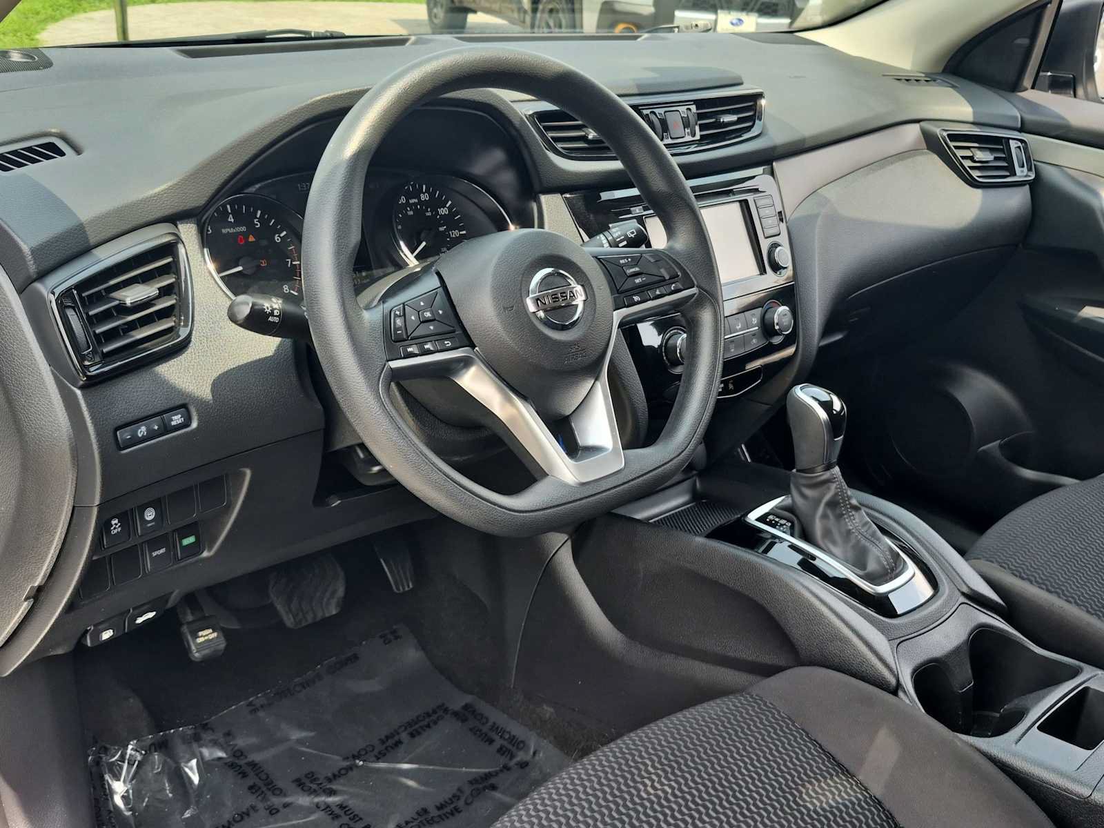 Used 2021 Nissan Rogue Sport S FWD image 10