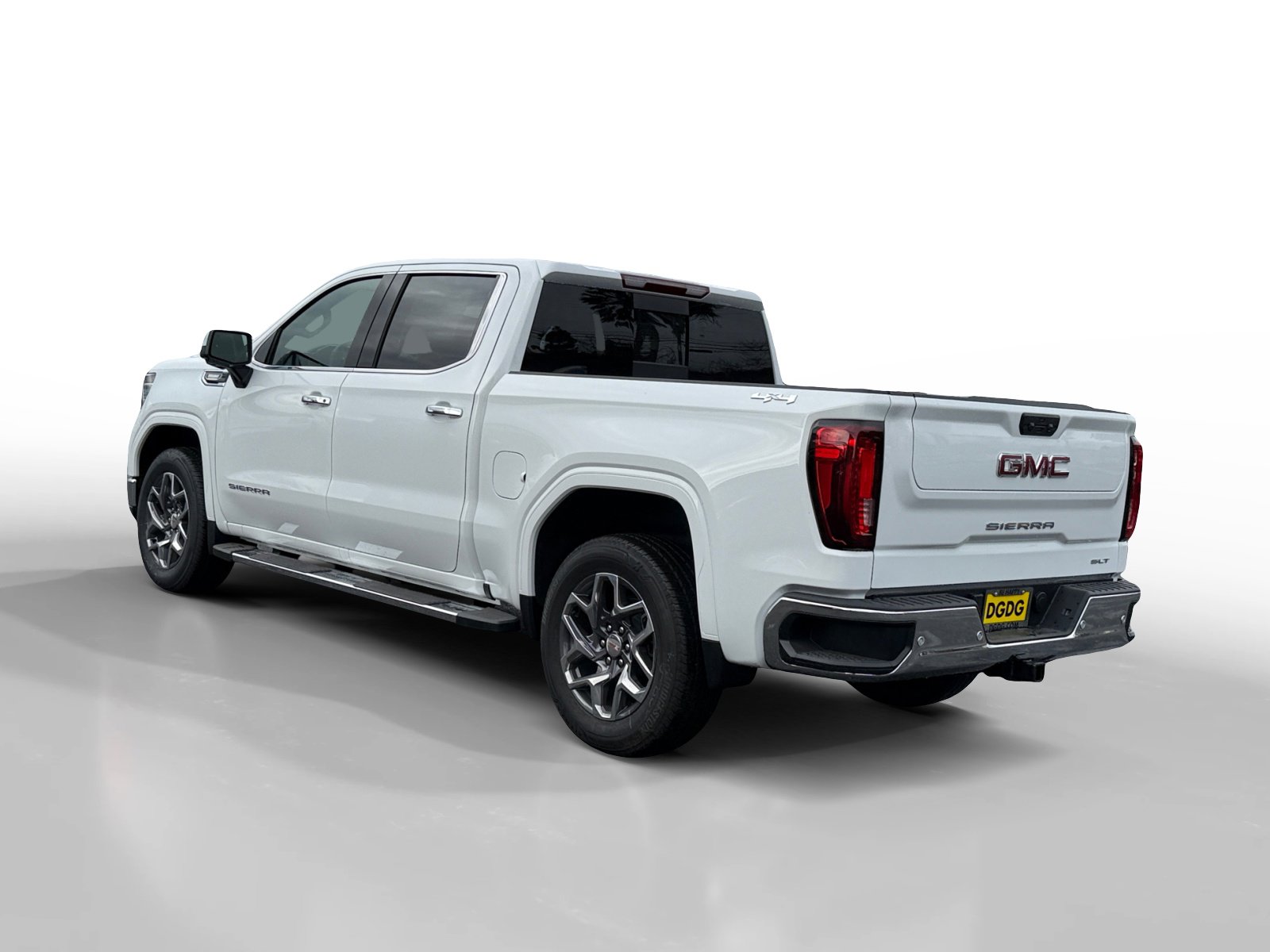 New 2026 GMC Sierra 1500 SLT w/ SLT Premium Plus Package image 3