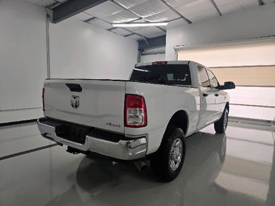 Used 2022 RAM 2500 Tradesman w/ Chrome Appearance Group AWD/4WD image 10
