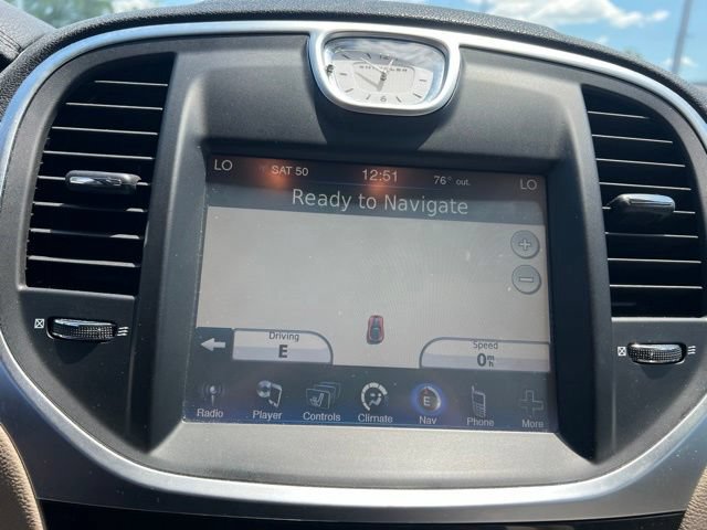 Used 2012 Chrysler 300 Limited RWD image 19