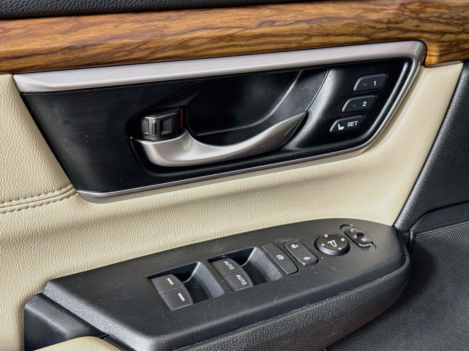Used 2019 Honda CR-V EX-L image 18