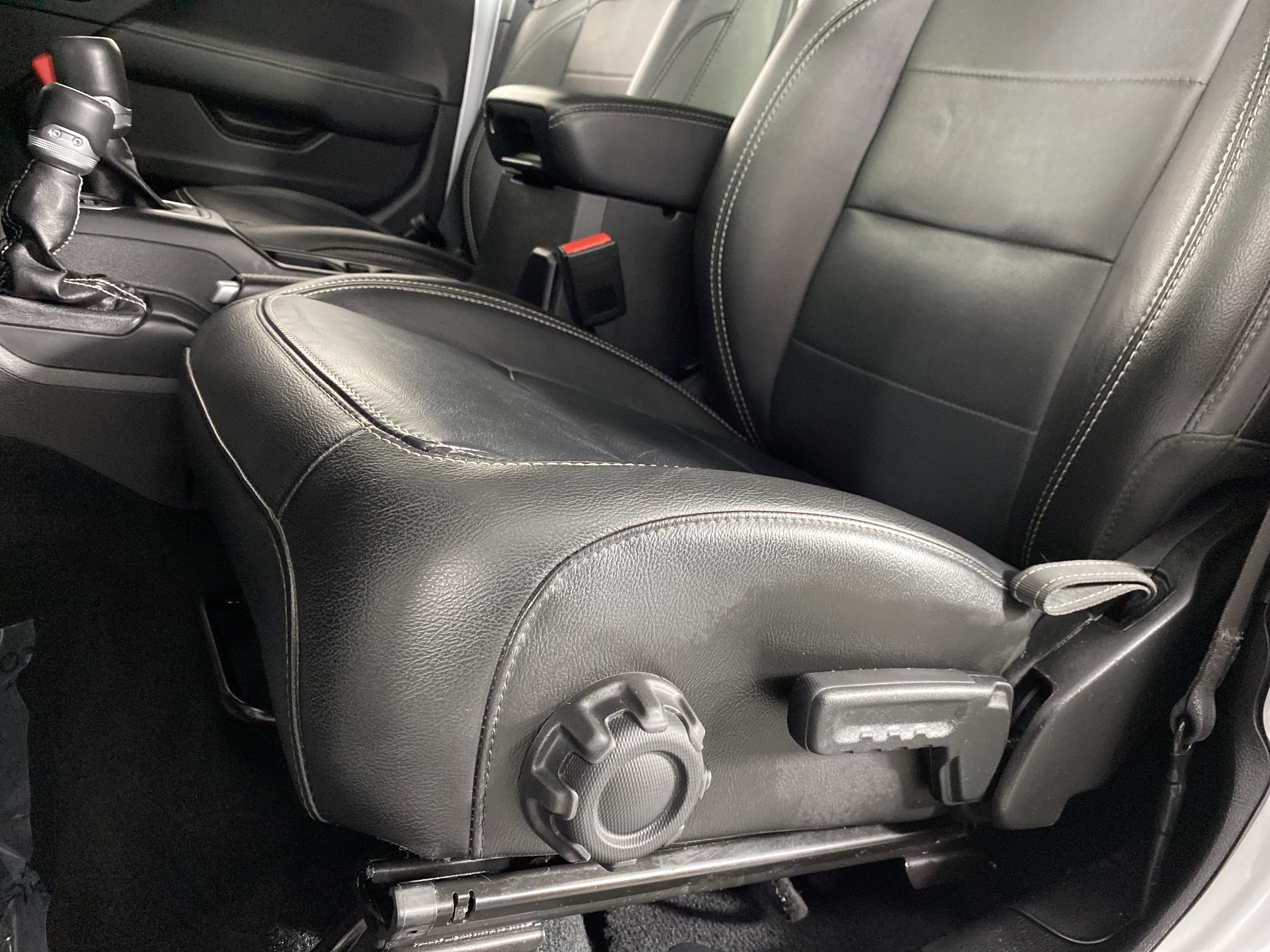 Used 2023 Jeep Wrangler Sahara w/ Cold Weather Group image 20