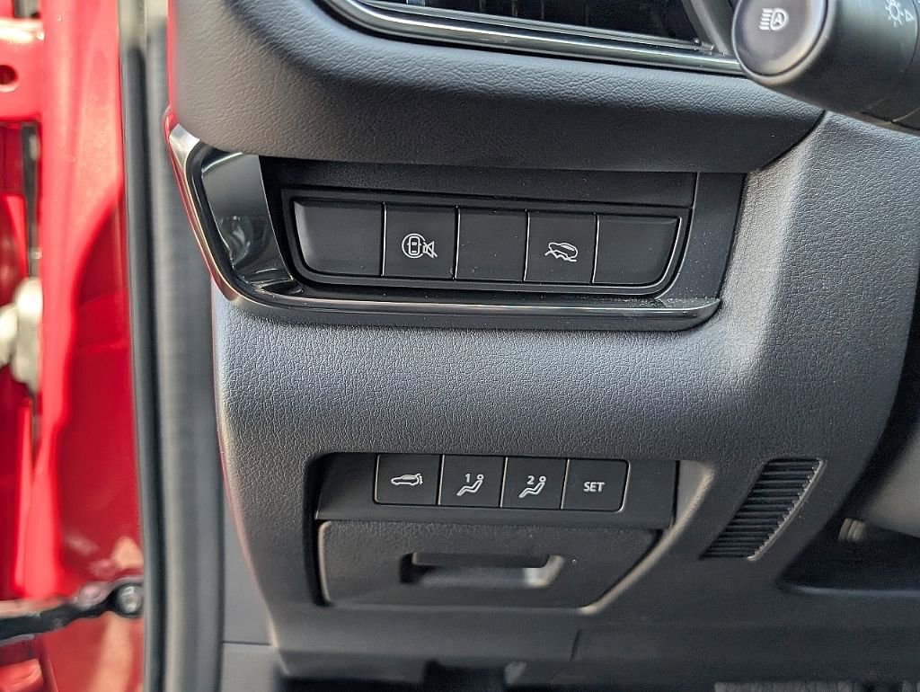 Certified 2025 MAZDA CX-30 2.5 Turbo w/ Premium Package image 28