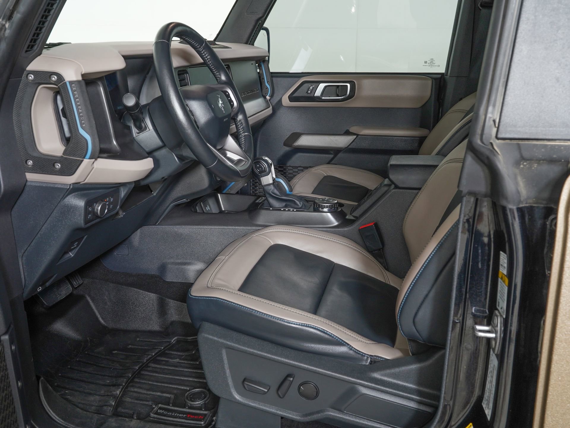 Used 2022 Ford Bronco Wildtrak AWD/4WD image 13