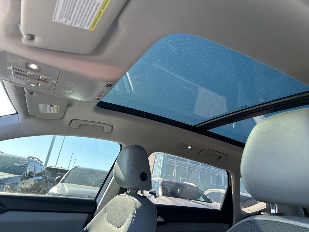 Used 2023 Volkswagen Taos SE image 23