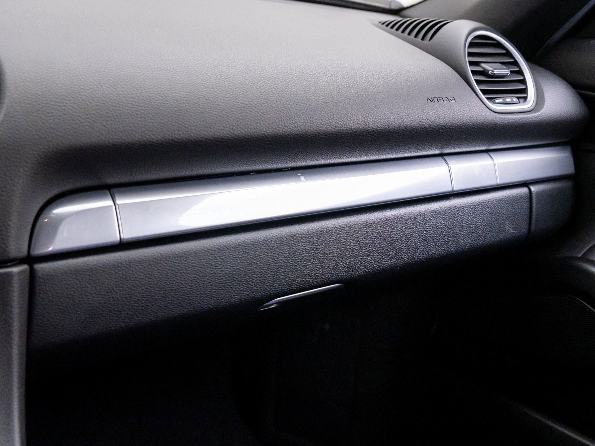 Used 2017 Porsche 718 Boxster image 27