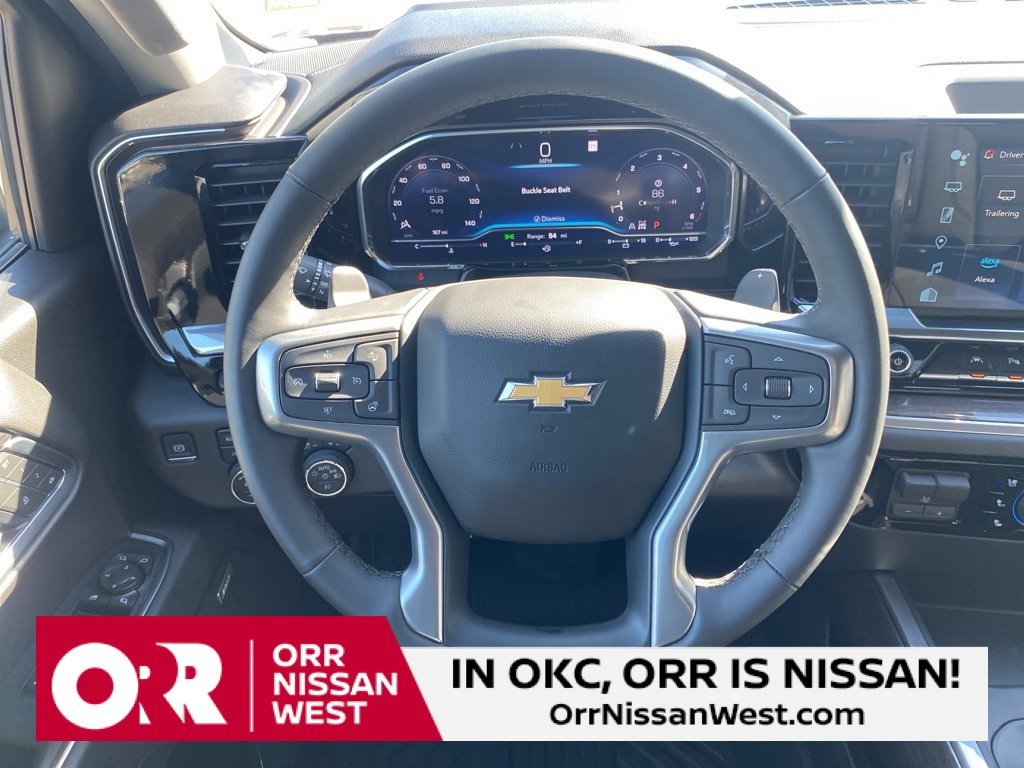 Used 2025 Chevrolet Silverado 1500 LTZ image 23