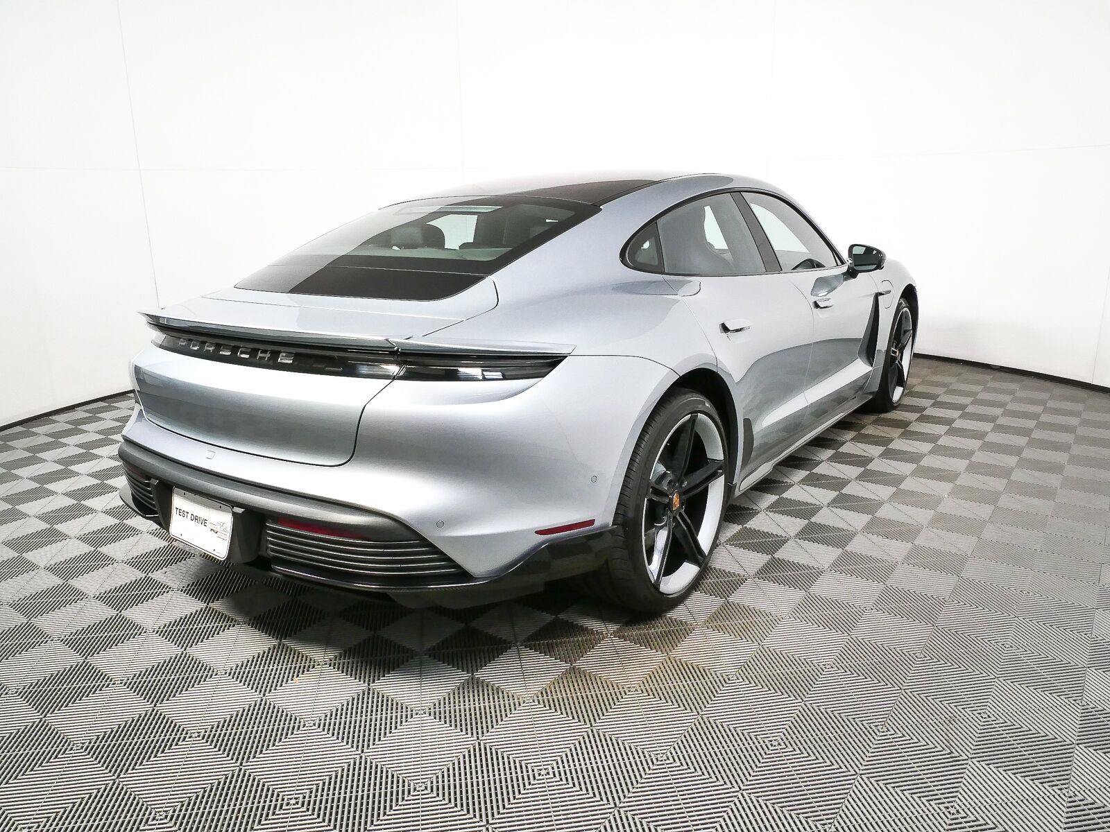 Certified 2020 Porsche Taycan Turbo AWD/4WD image 30