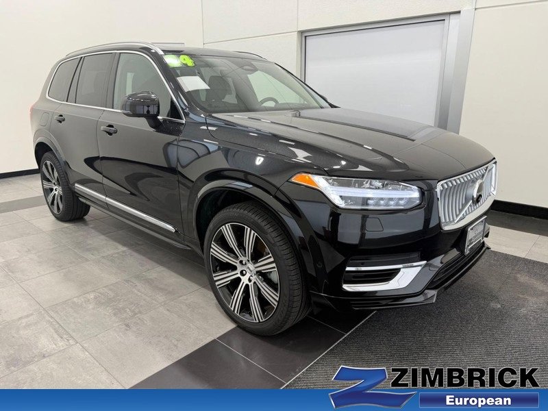 Used 2024 Volvo XC90 T8 Ultimate w/ Lounge Package