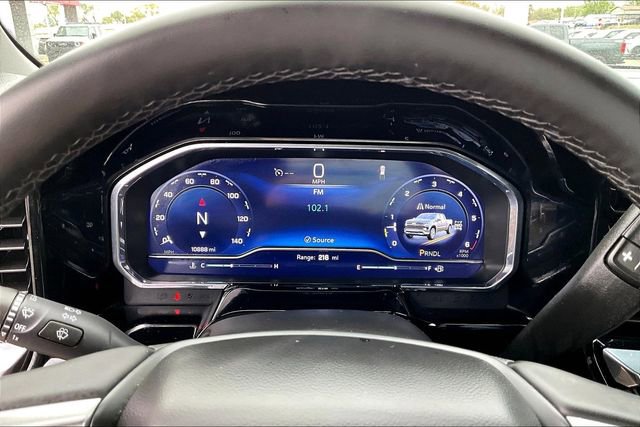 Used 2025 Chevrolet Silverado 1500 LT w/ Safety Package AWD/4WD image 12