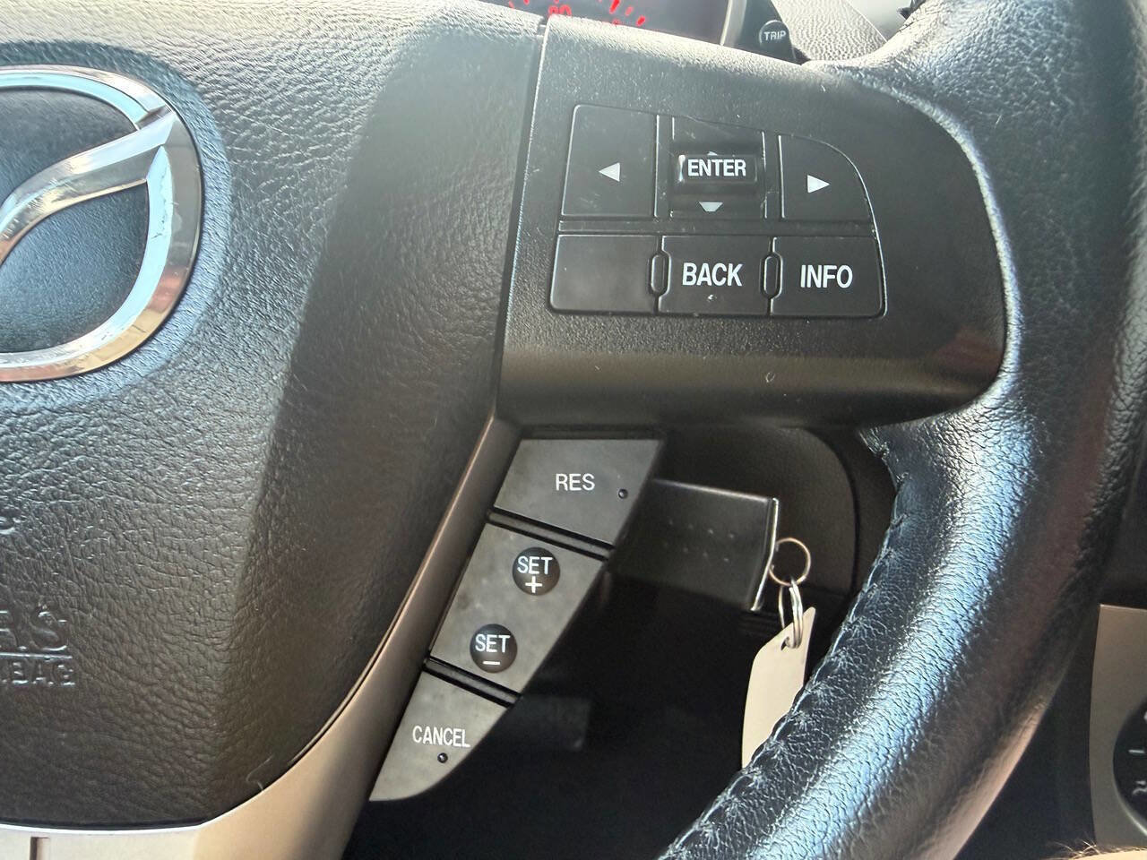Used 2010 MAZDA MAZDA3 s Sport FWD image 24