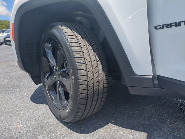 Used 2023 Jeep Grand Cherokee Altitude RWD image 36