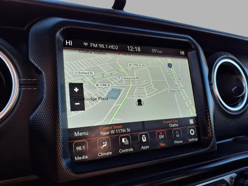 Used 2022 Jeep Wrangler Unlimited Sahara image 7