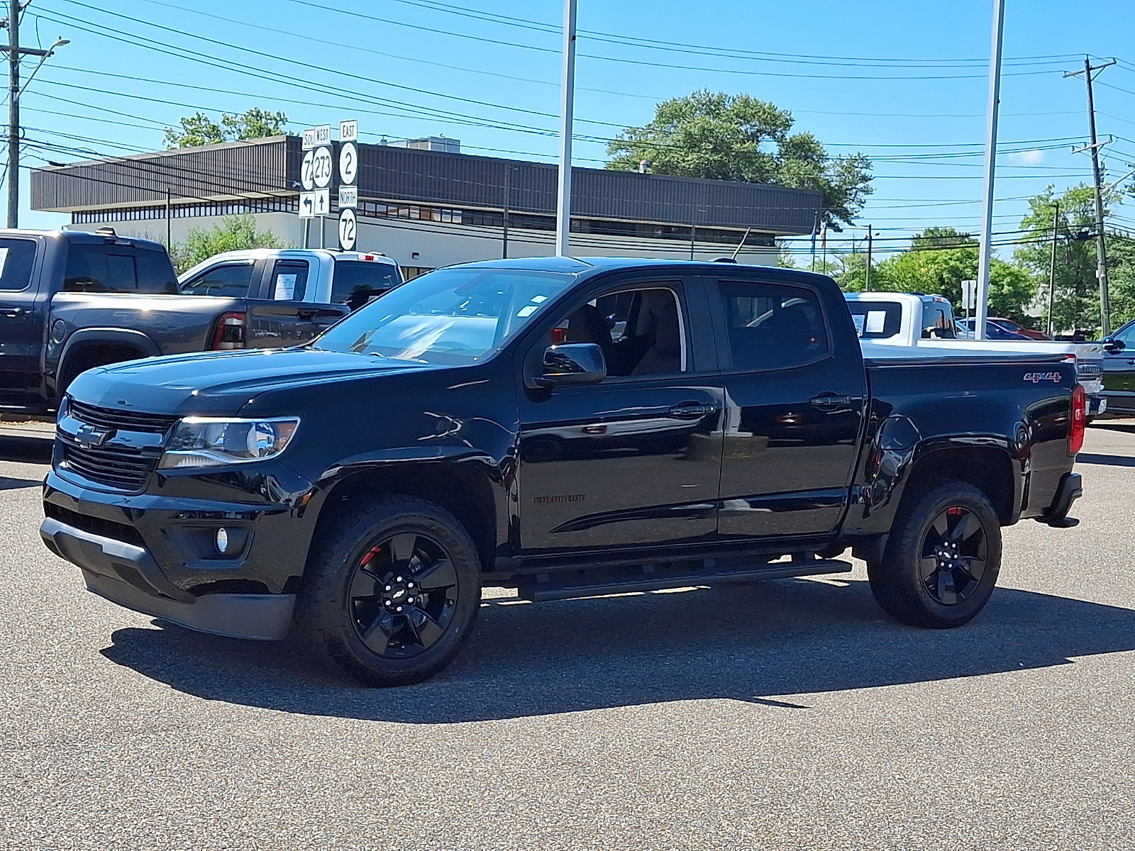 Used 2019 Chevrolet Colorado LT w/ Redline Special Edition AWD/4WD image 5