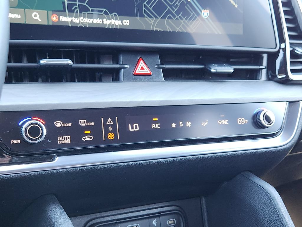 Certified 2025 Kia Sportage X-Line w/ Premium Package AWD/4WD image 18