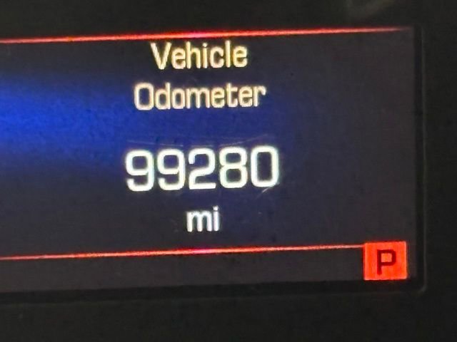 Used 2018 Cadillac XT5 FWD image 23