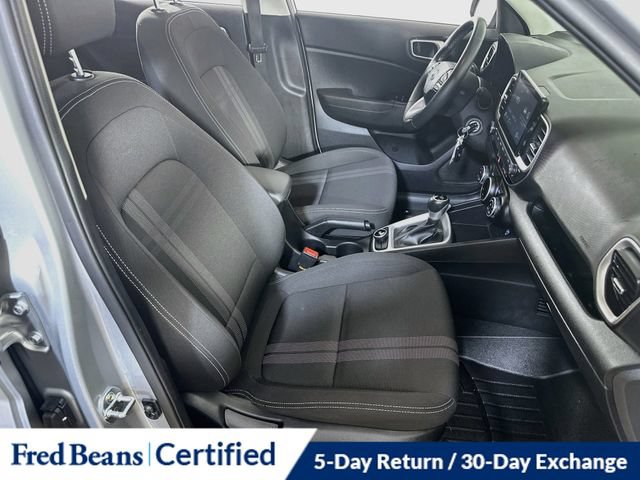 Certified 2021 Hyundai Venue SEL FWD image 13