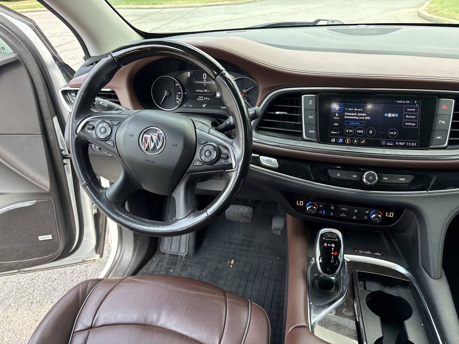 Used 2021 Buick Enclave Avenir w/ Avenir Technology Package AWD/4WD image 30