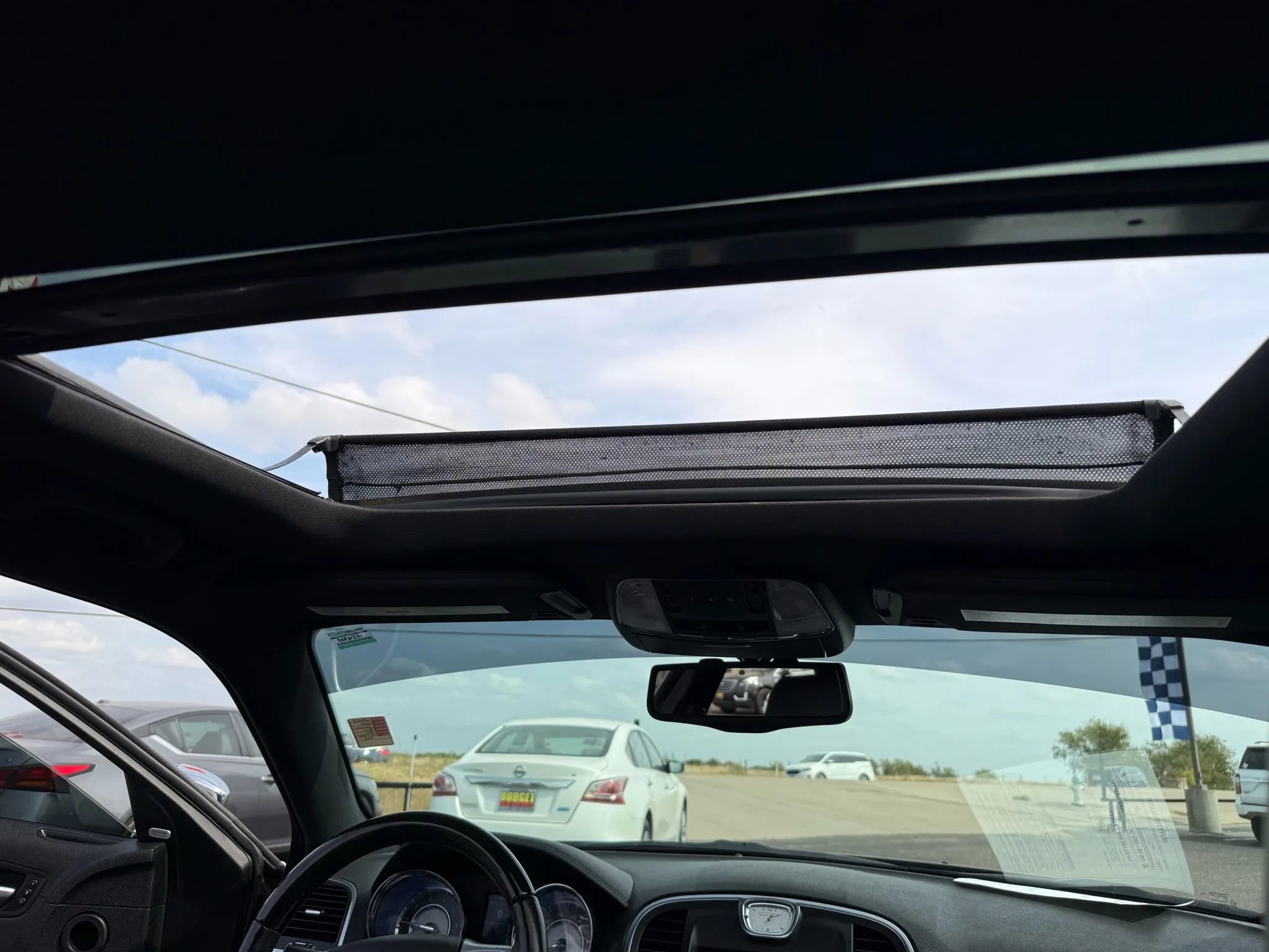 Used 2014 Chrysler 300 C image 27