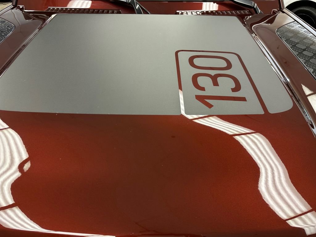 Used 2024 Land Rover Defender 130 X-Dynamic SE image 26