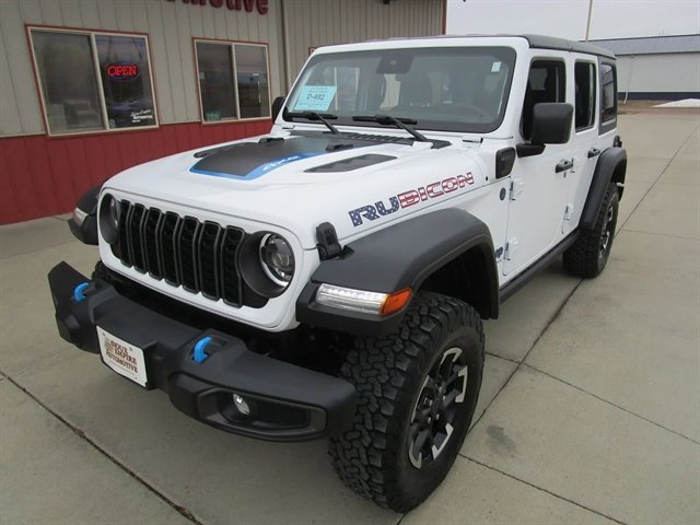 Used 2024 Jeep Wrangler Unlimited Rubicon 4xe image 3