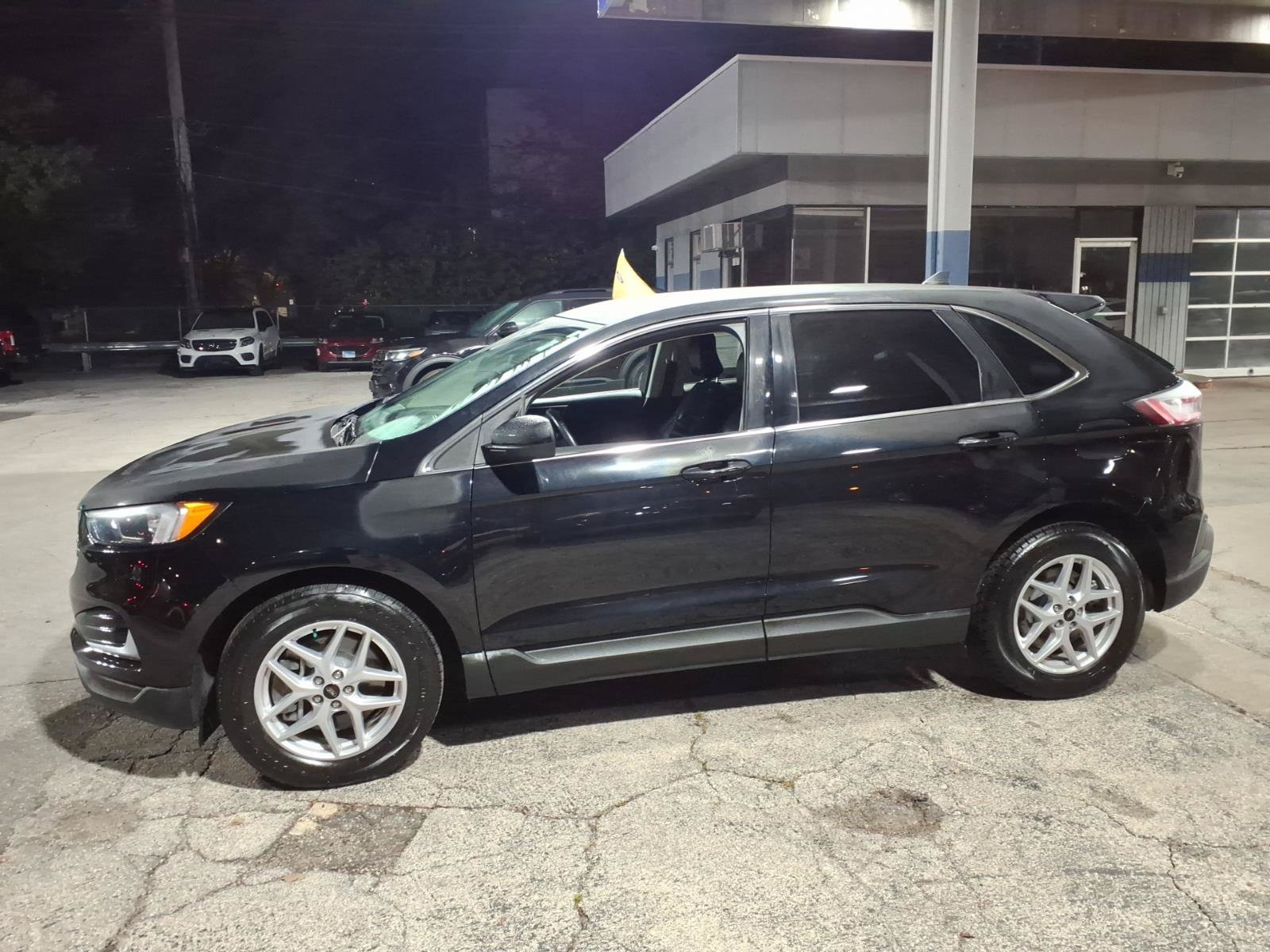 Certified 2024 Ford Edge SEL AWD/4WD image 6