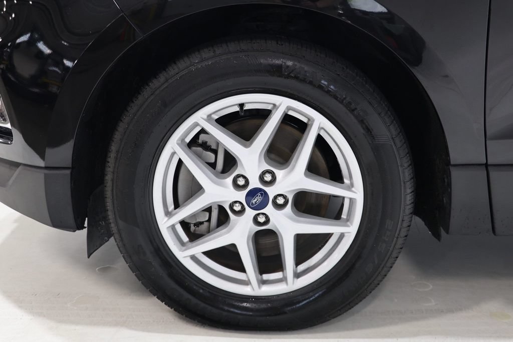 Used 2022 Ford Edge SEL AWD/4WD image 9