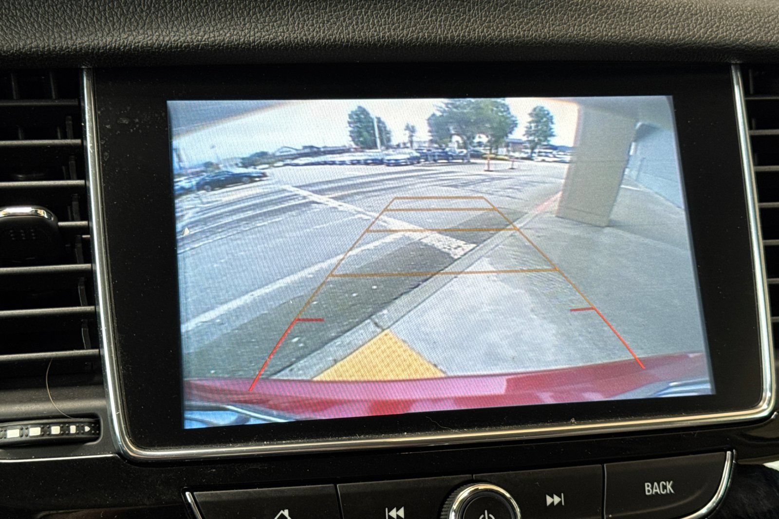 Used 2019 Buick Encore Preferred FWD image 19