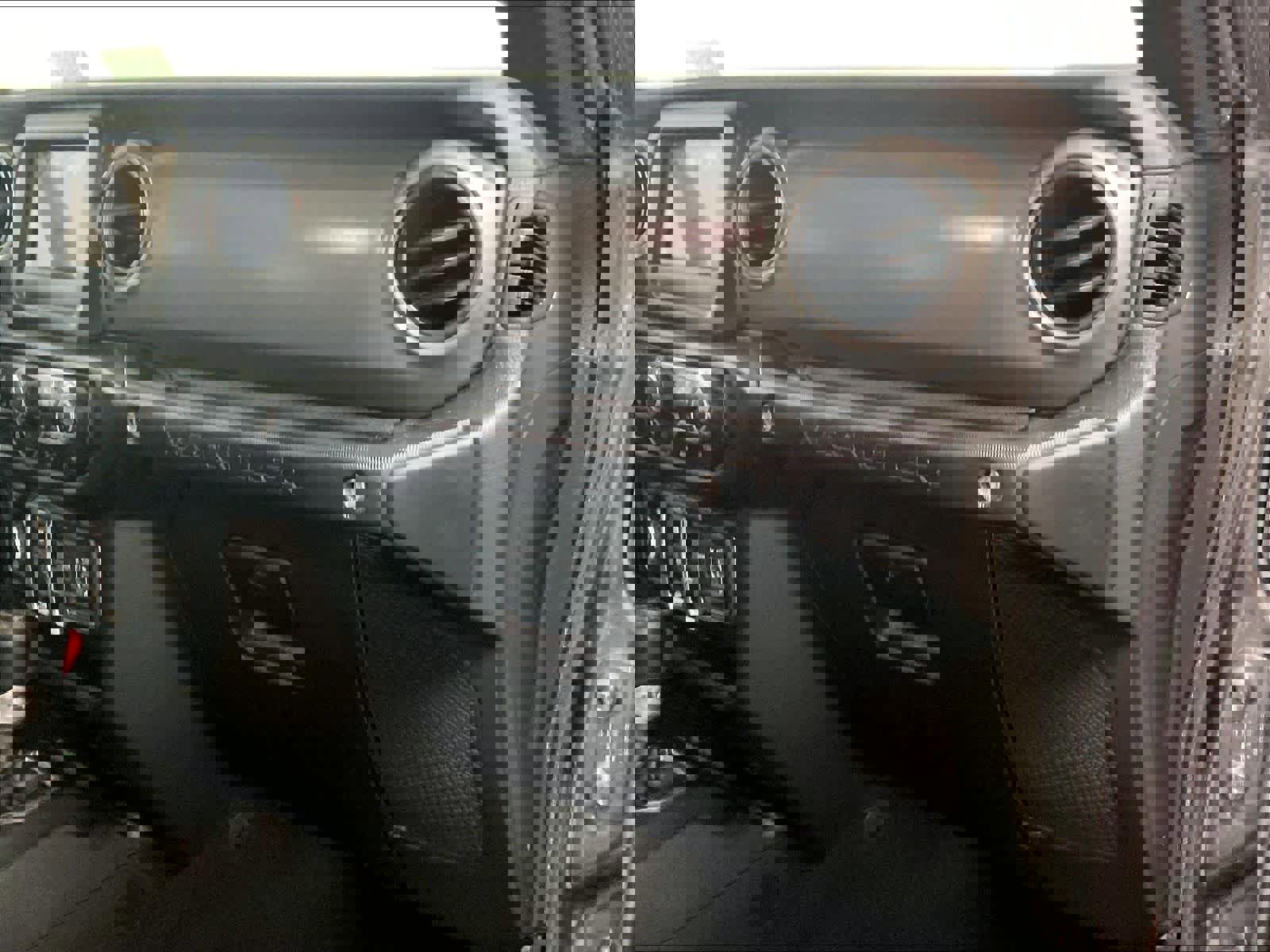 Used 2023 Jeep Wrangler Unlimited w/ Cold Weather Group AWD/4WD image 13