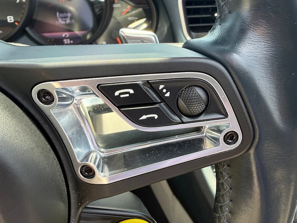 Used 2019 Porsche 911 Carrera RWD image 32