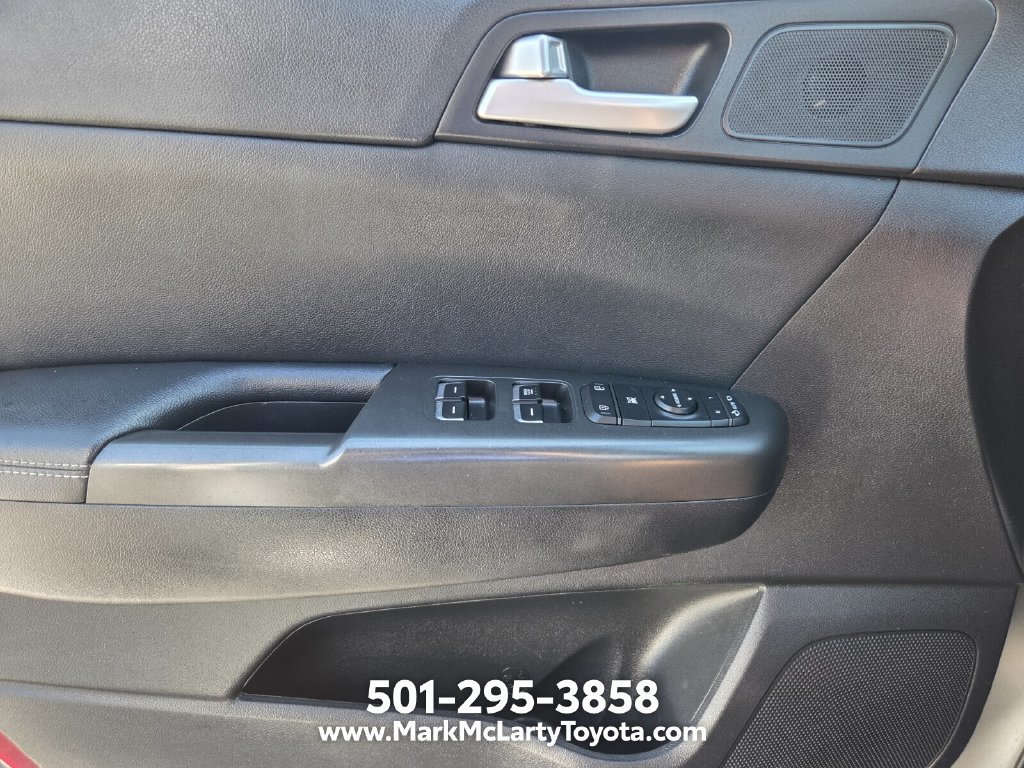 Used 2020 Kia Sportage S w/ S Sunroof Package FWD image 25
