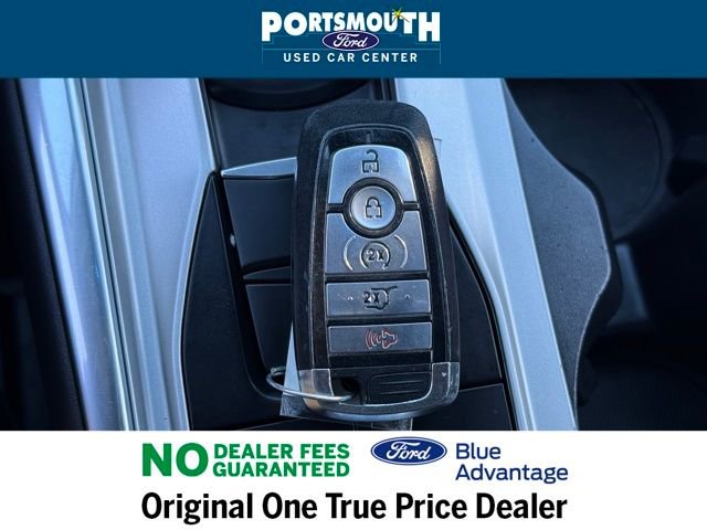 Used 2022 Ford Explorer XLT w/ Equipment Group 202A image 17