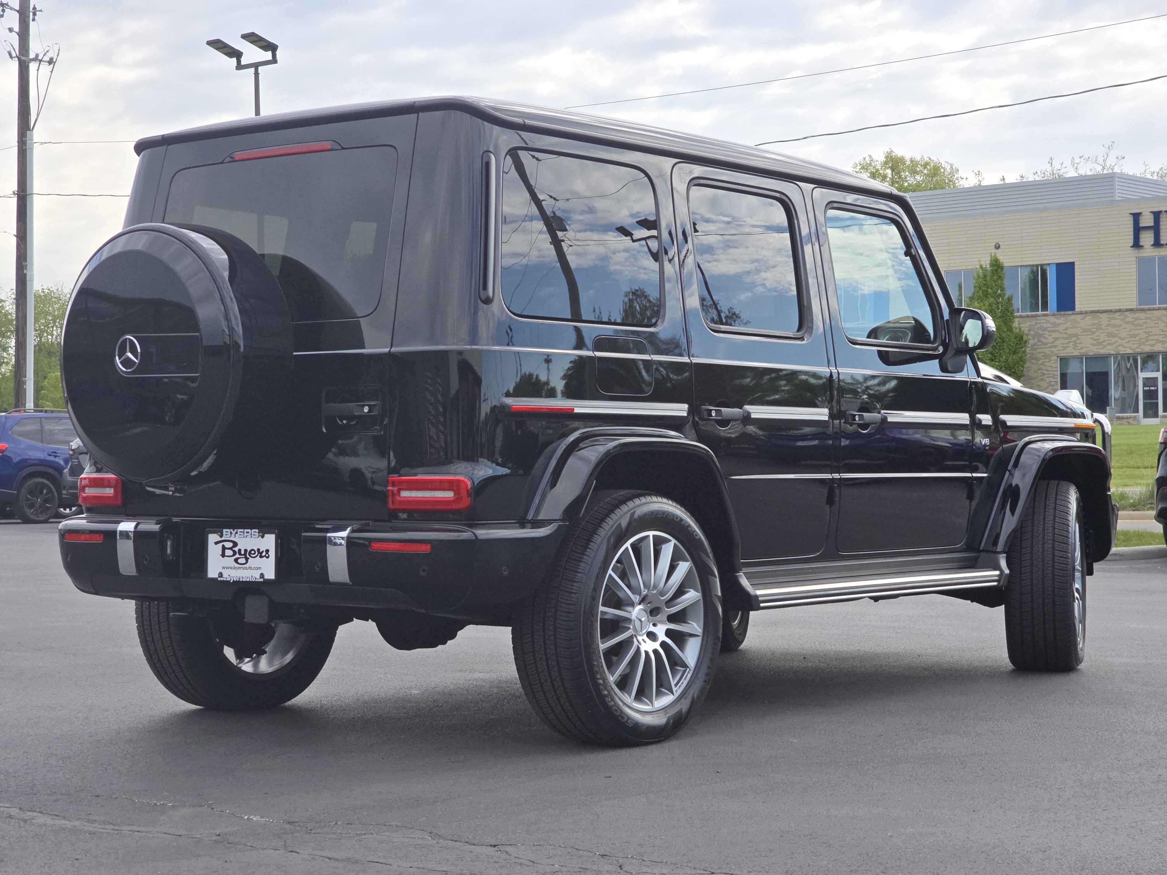 Used 2023 Mercedes-Benz G 550 image 7