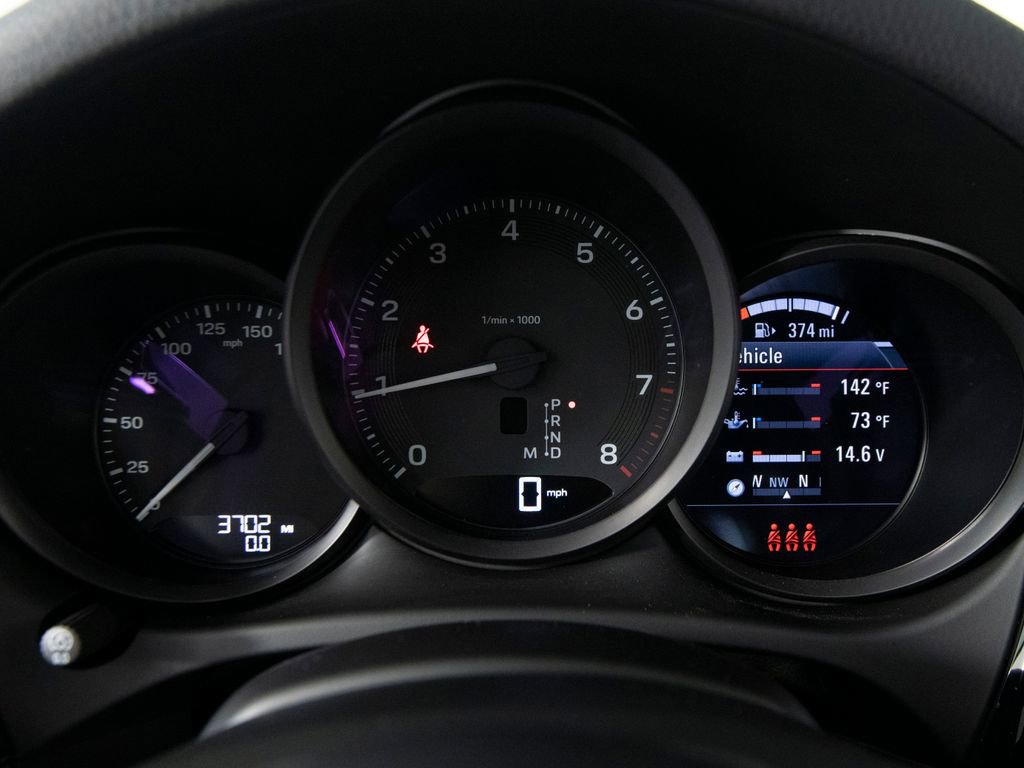 Certified 2025 Porsche Macan image 24