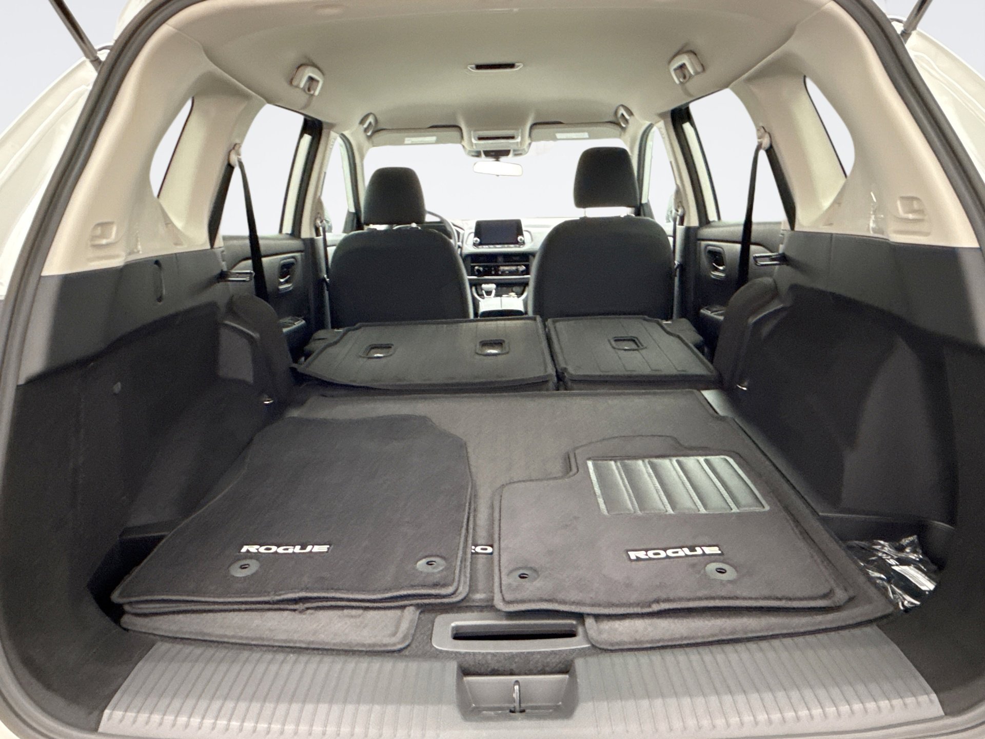 Used 2026 Nissan Rogue S image 21