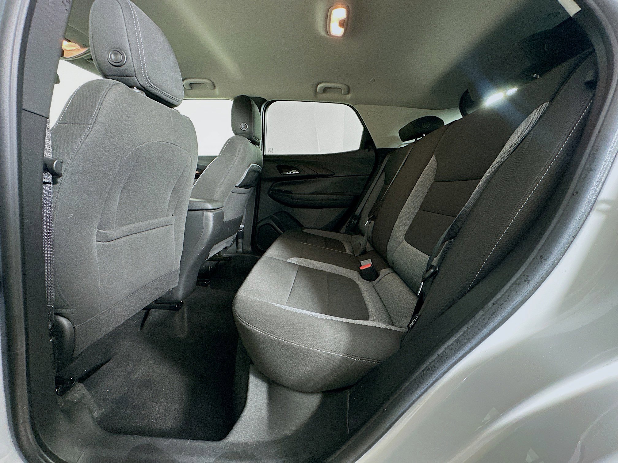 Used 2022 Chevrolet TrailBlazer LT w/ Driver Confidence Package image 26