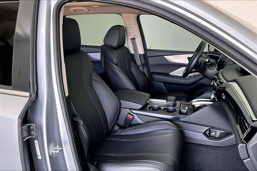 Certified 2023 Acura MDX FWD image 10