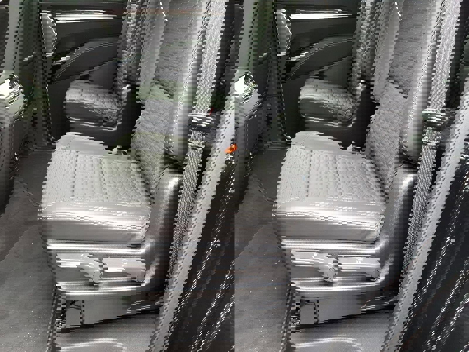 New 2026 Cadillac Escalade Platinum Sport w/ LPO, ONYX Package image 12