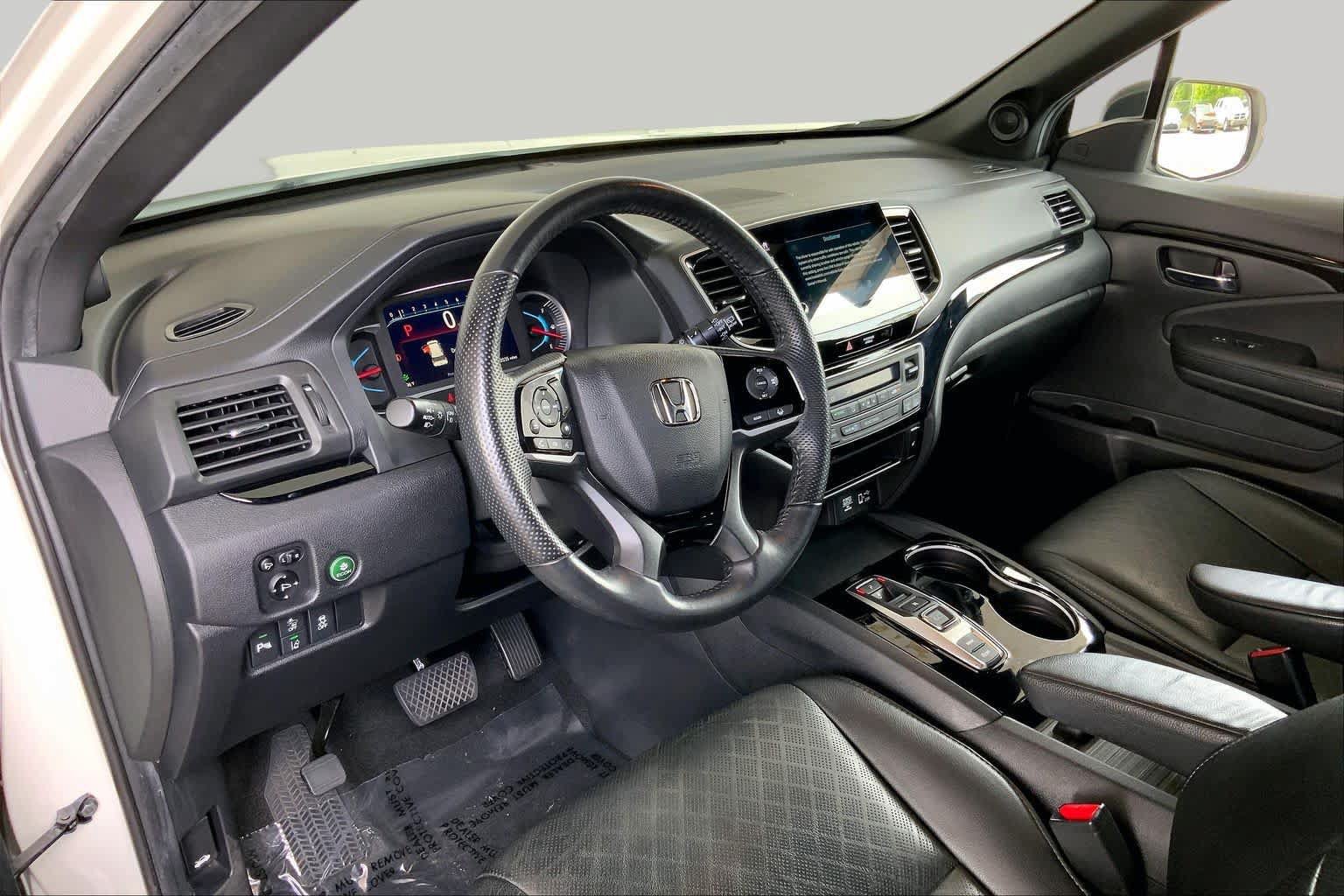 Used 2019 Honda Passport Touring image 18