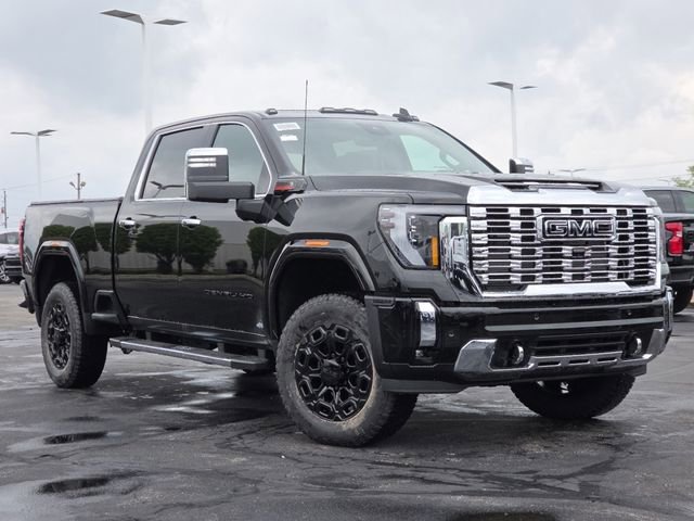 New 2026 GMC Sierra 3500 Denali w/ Denali Reserve Package AWD/4WD image 2